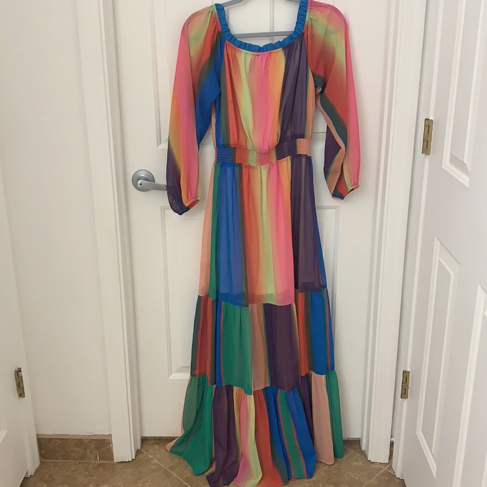 Dress - Picture 4 of 4